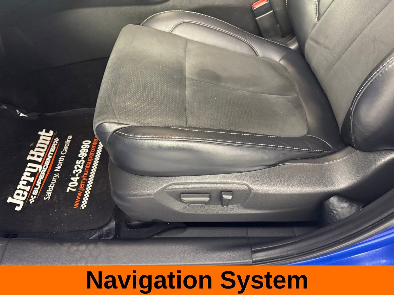 Used 2023 Mitsubishi Eclipse Cross SE image 12