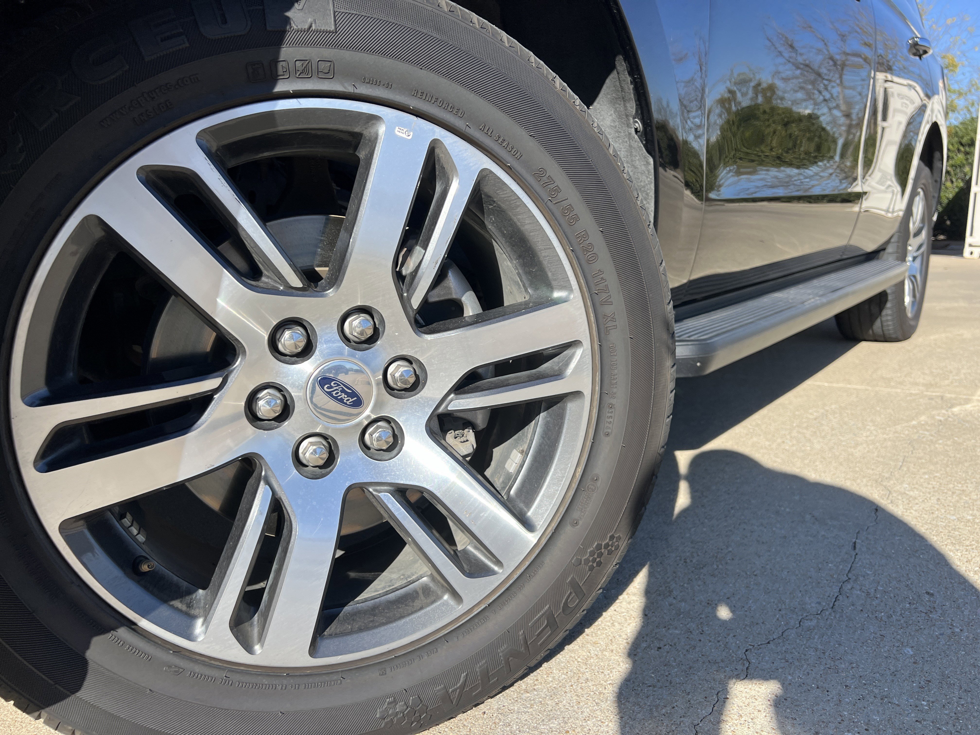 Used 2024 Ford Expedition Limited image 15