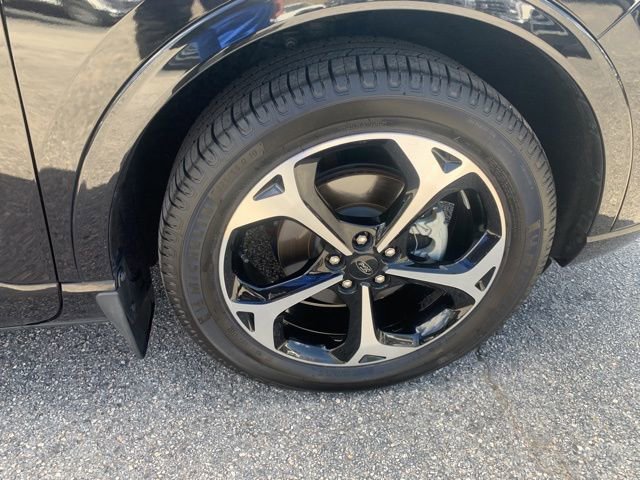 Certified 2023 Ford Escape ST-Line Elite w/ Premium Technology Package AWD/4WD image 39