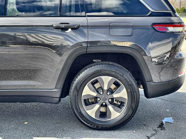 Used 2024 Jeep Grand Cherokee Limited 4xe image 12
