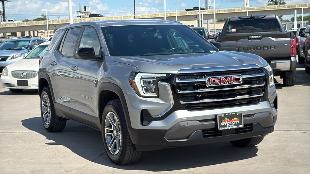 Used 2025 GMC Terrain Elevation FWD image 7