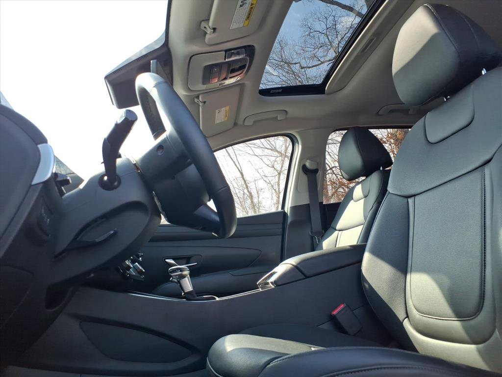 Certified 2025 Hyundai Tucson SEL AWD/4WD image 27