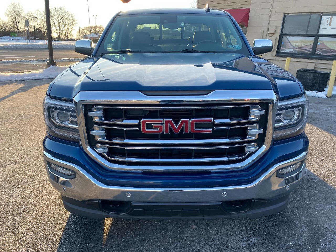 Used 2018 GMC Sierra 1500 SLT image 8