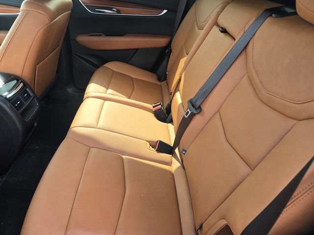 Used 2021 Cadillac XT5 Premium Luxury FWD image 13