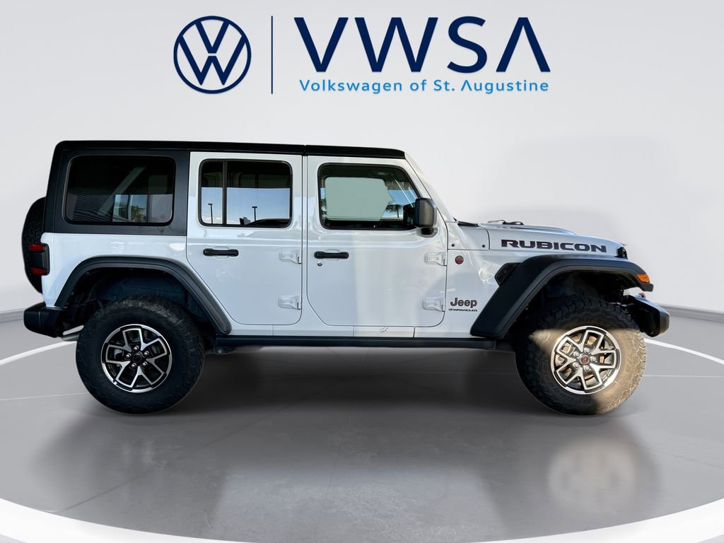 Used 2025 Jeep Wrangler Unlimited Rubicon AWD/4WD image 9