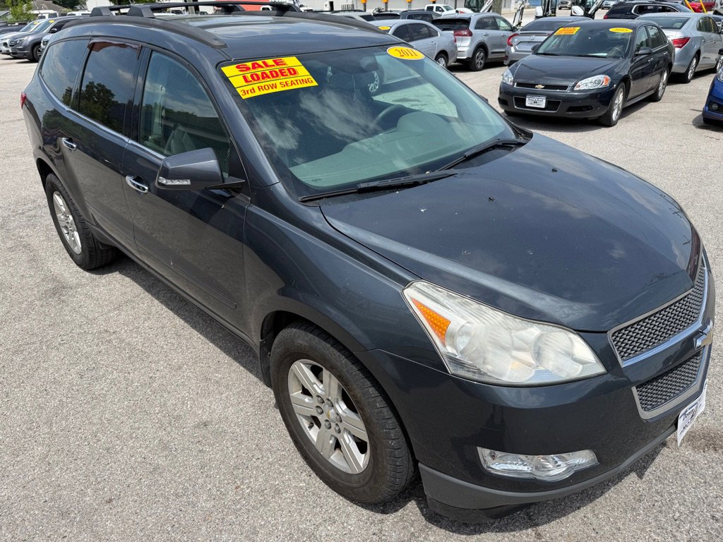 Used 2011 Chevrolet Traverse LT w/ Personal Connectivity Package AWD/4WD image 1