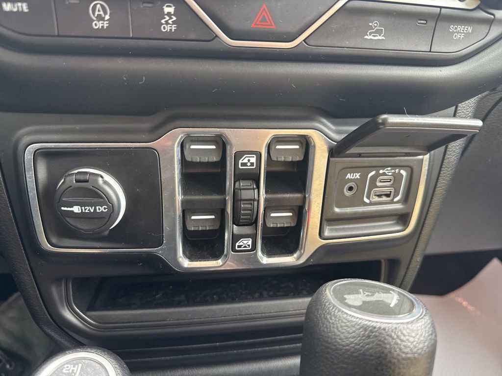 Used 2021 Jeep Wrangler Unlimited Sahara image 17