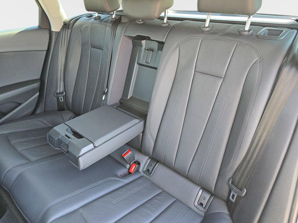 Used 2017 Audi A4 2.0T allroad Premium Plus w/ Technology Package image 17