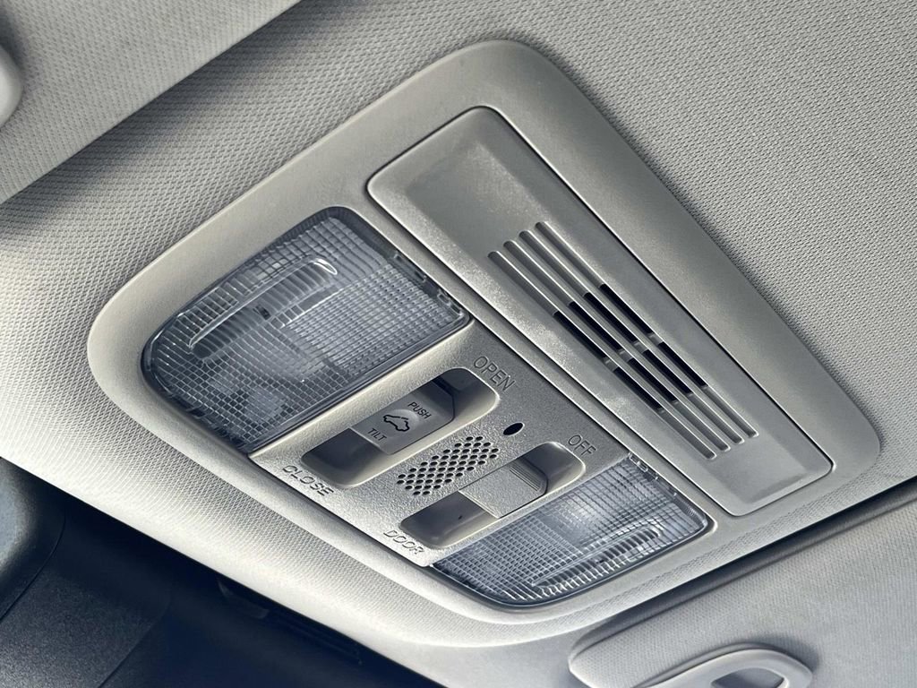 Used 2020 Honda Civic EX image 32