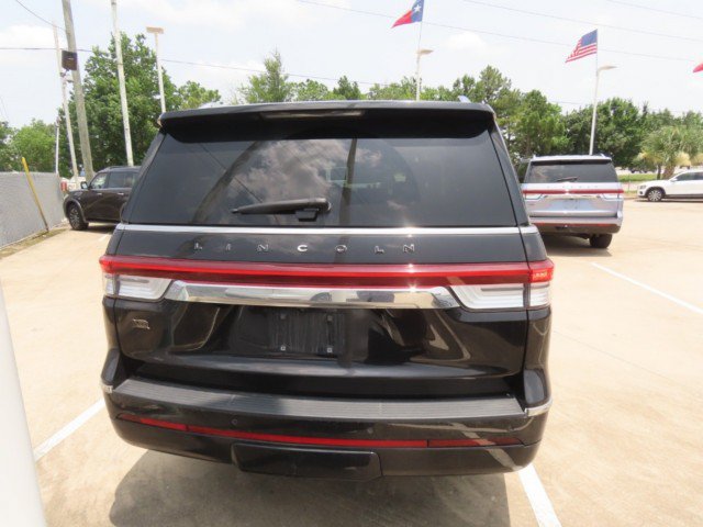 Used 2022 Lincoln Navigator Black Label AWD/4WD image 11