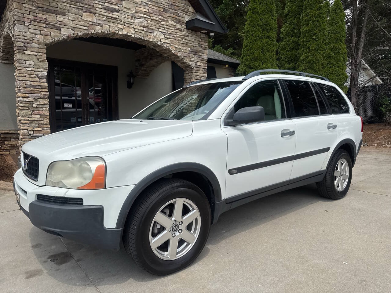 Used 2005 Volvo XC90 2.5T AWD/4WD image 2