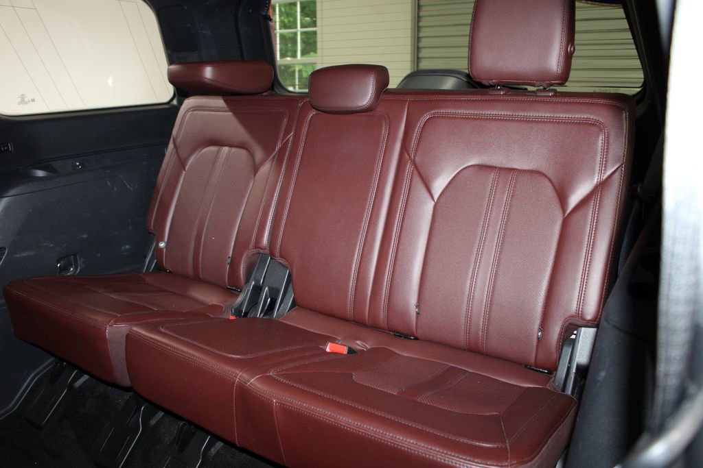 Used 2022 Ford Expedition Limited AWD/4WD image 26