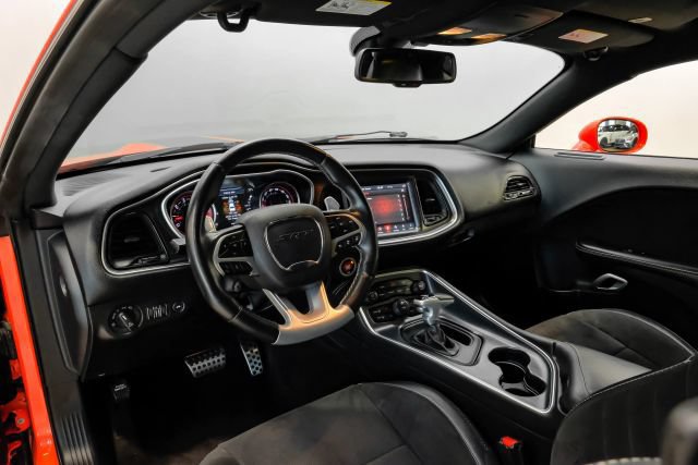 Used 2018 Dodge Challenger SRT w/ Technology Group RWD image 4