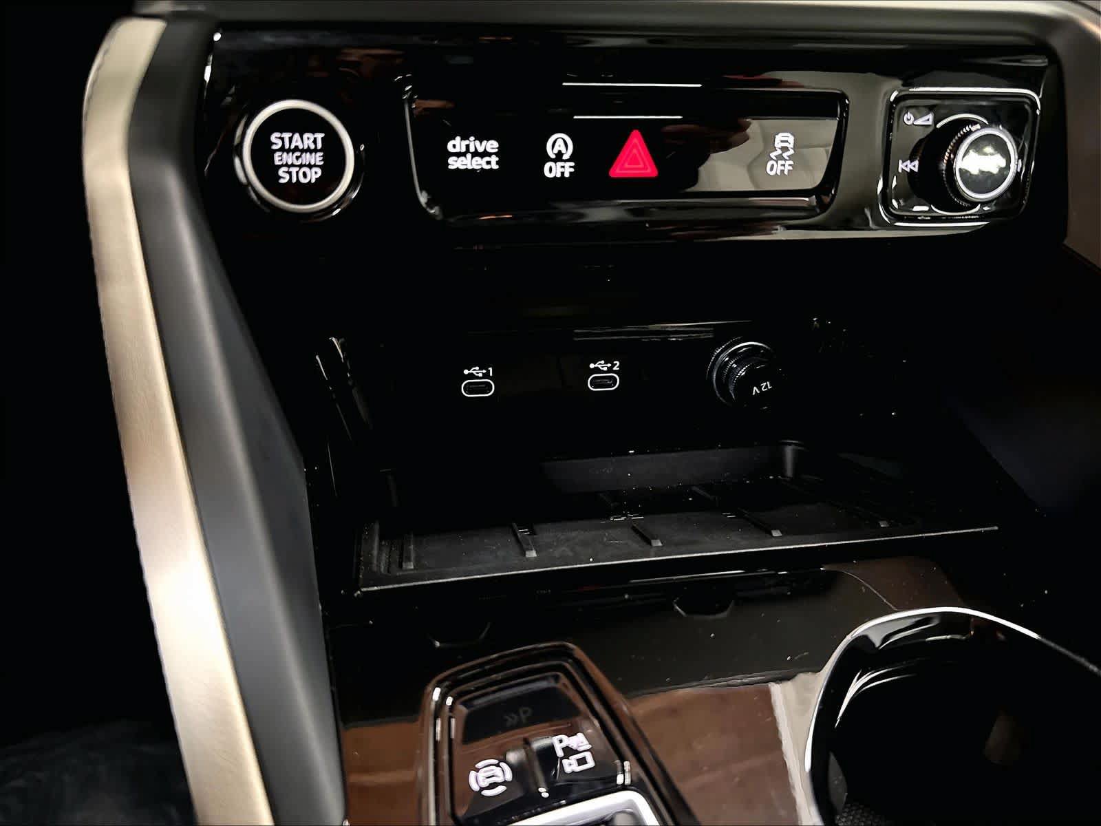 Used 2025 Audi Q5 Premium Plus AWD/4WD image 33