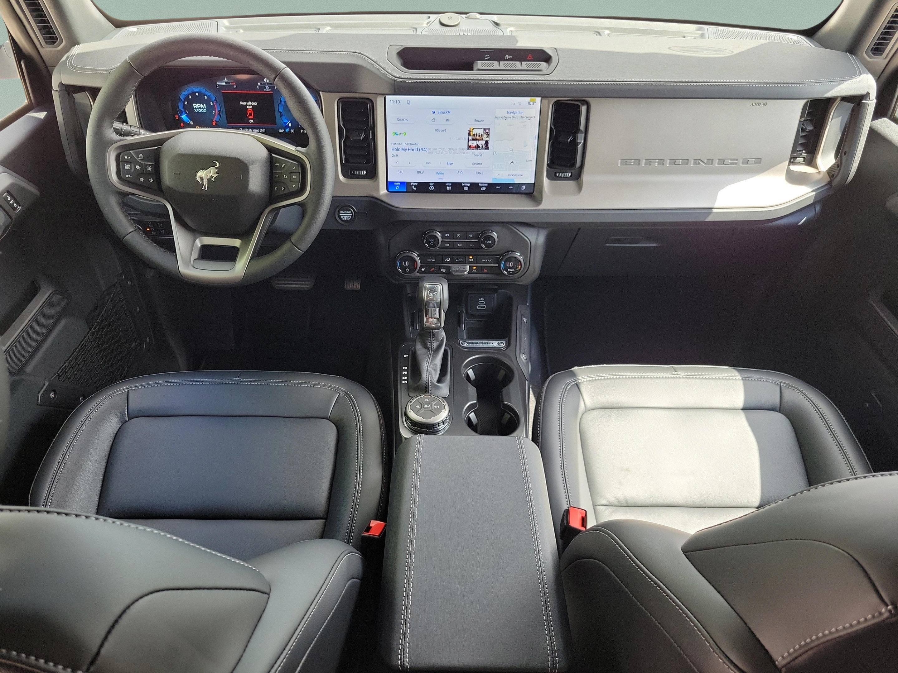 New 2026 Ford Bronco Outer Banks AWD/4WD image 12