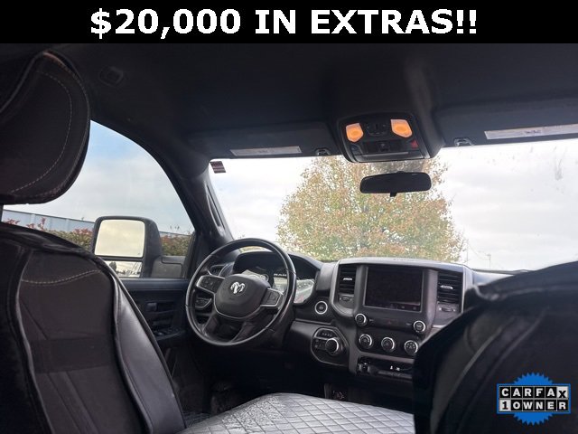 Used 2024 RAM 3500 Tradesman w/ Chrome Appearance Group image 32