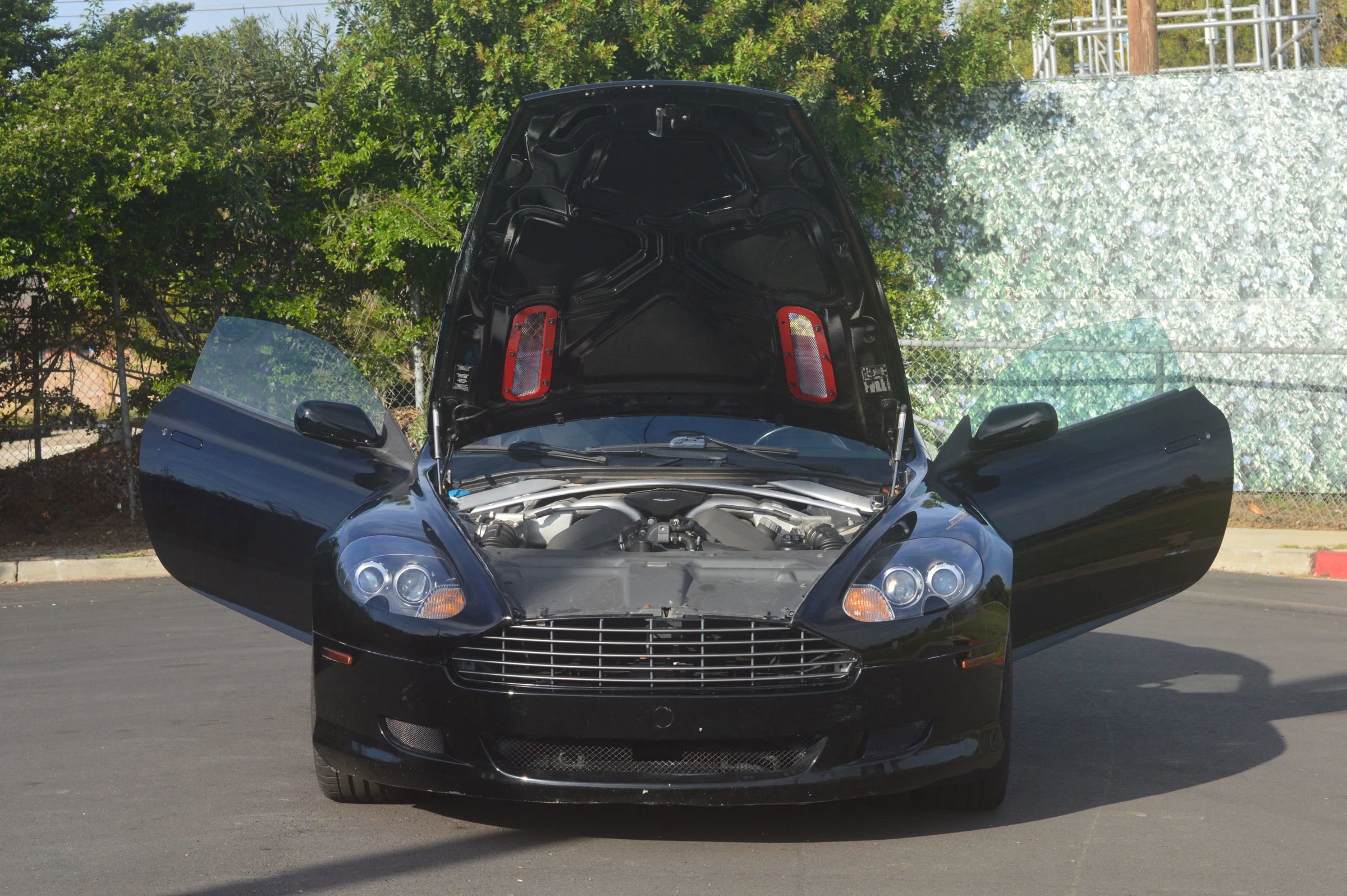 Used 2005 Aston Martin DB9 Volante image 27