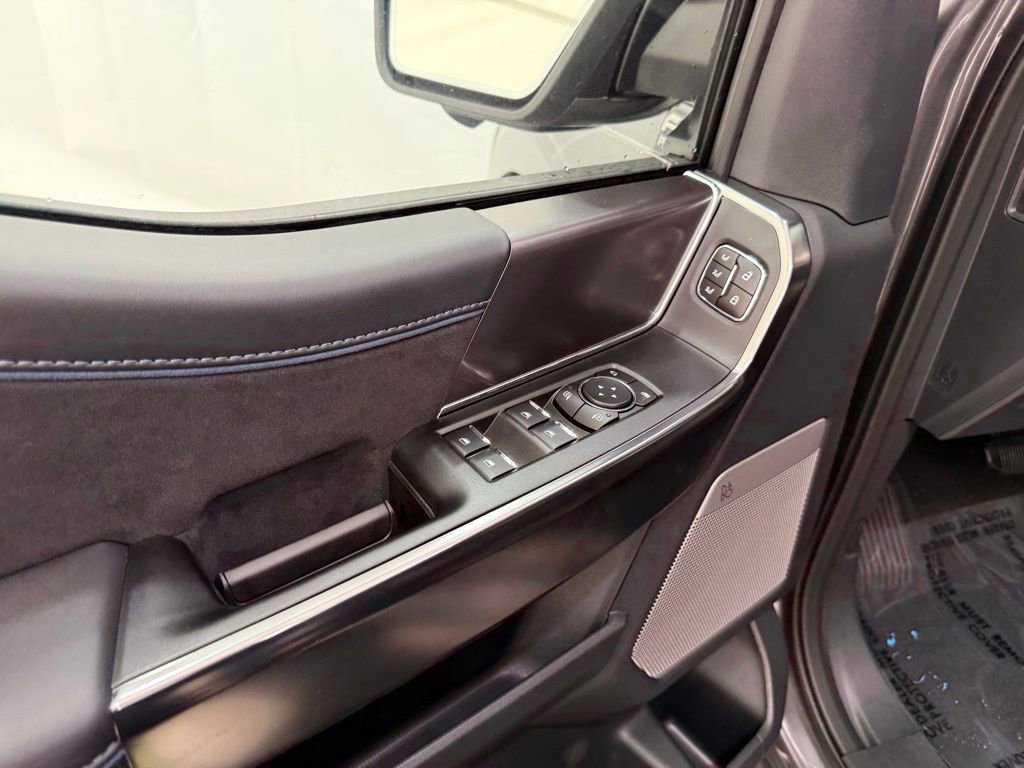 New 2025 Ford F150 Platinum image 17