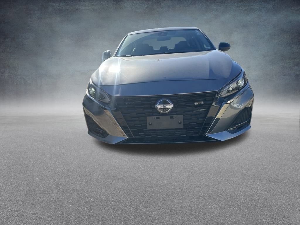 Used 2023 Nissan Altima 2.5 SR image 9