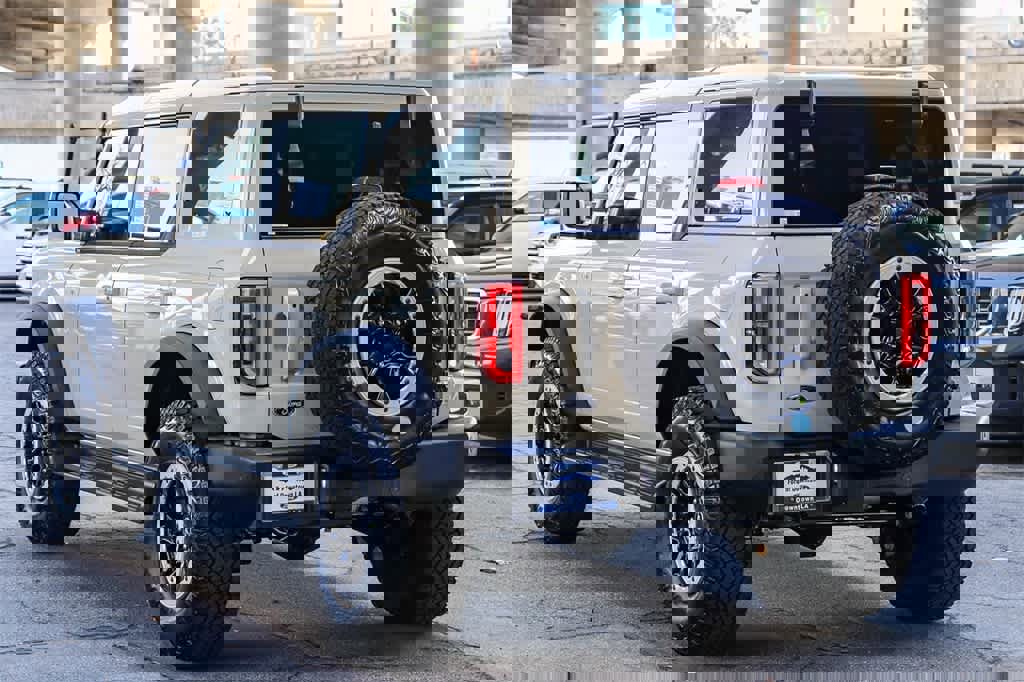 New 2025 Ford Bronco Outer Banks w/ Sasquatch Package image 6