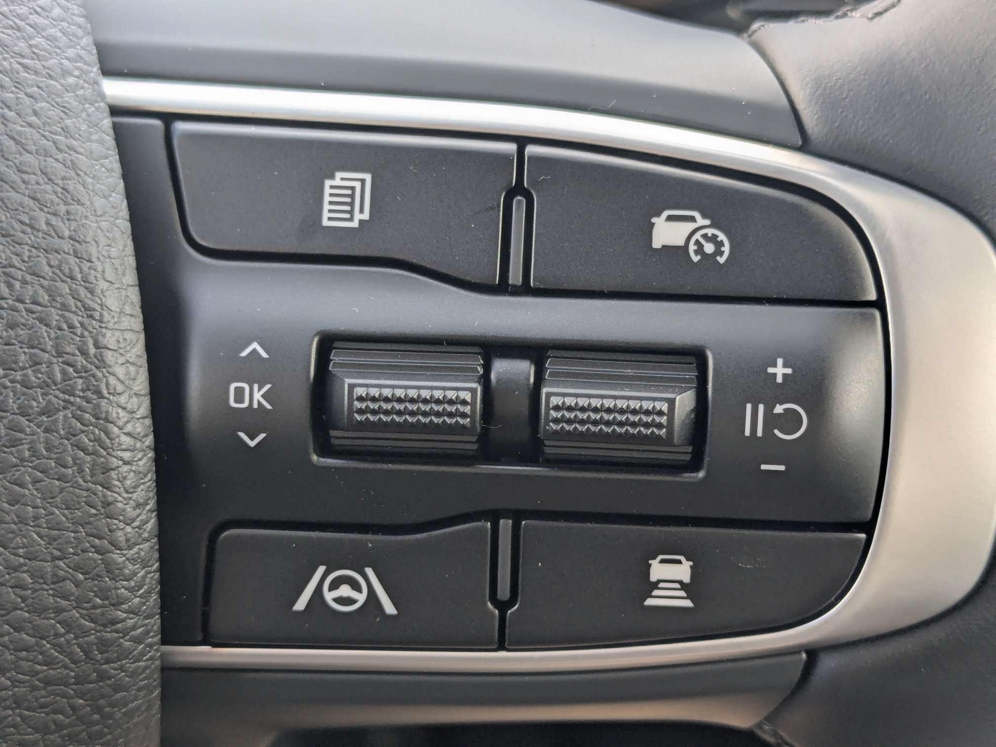 New 2026 Kia K5 GT-Line FWD image 34