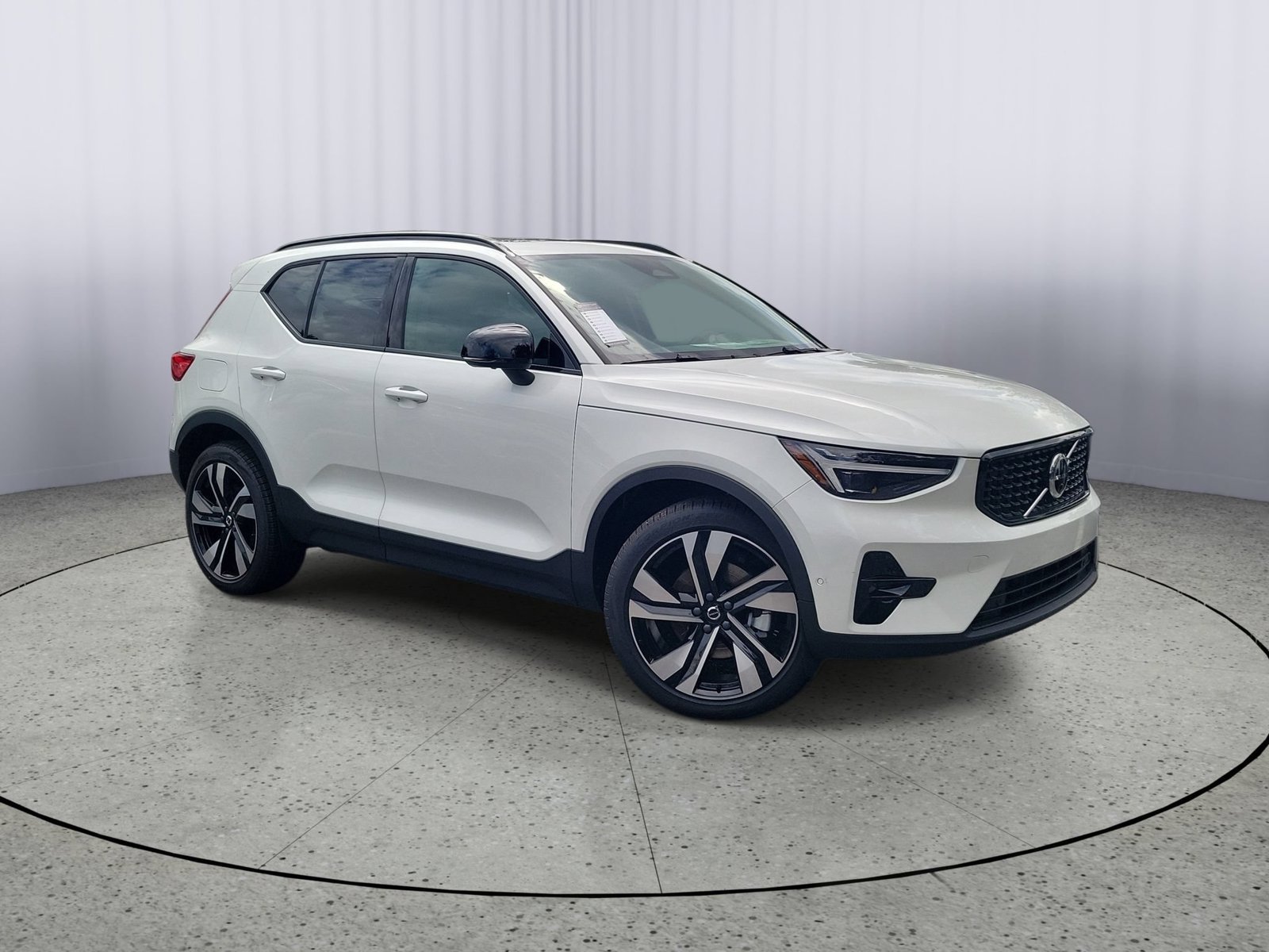 New 2026 Volvo XC40 B5 Plus w/ Climate Package AWD/4WD image 1