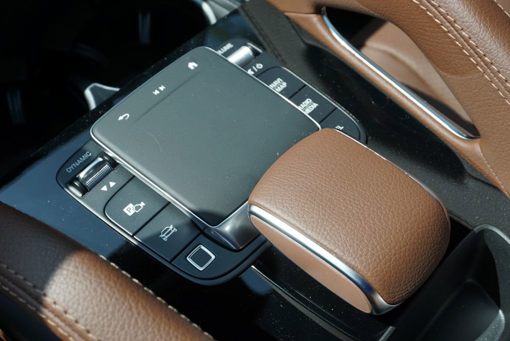 Certified 2025 Mercedes-Benz GLE 350 4MATIC image 38