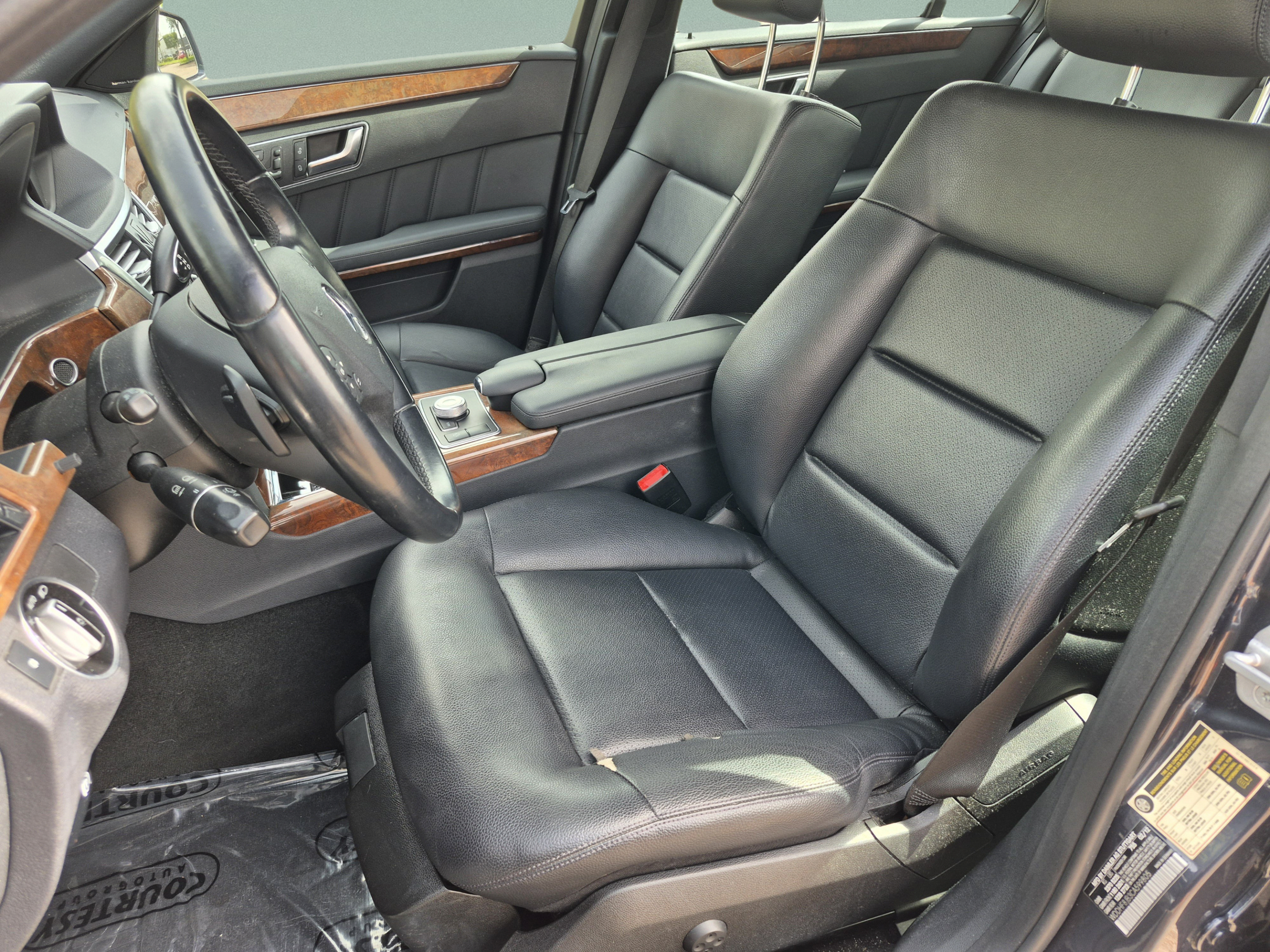 Used 2012 Mercedes-Benz E 350 4MATIC Sedan image 20