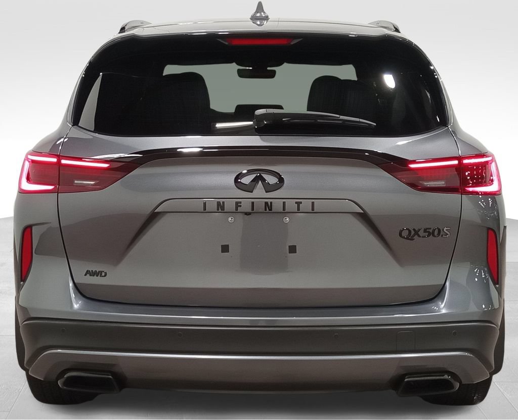 Used 2025 INFINITI QX50 Sport AWD/4WD image 4