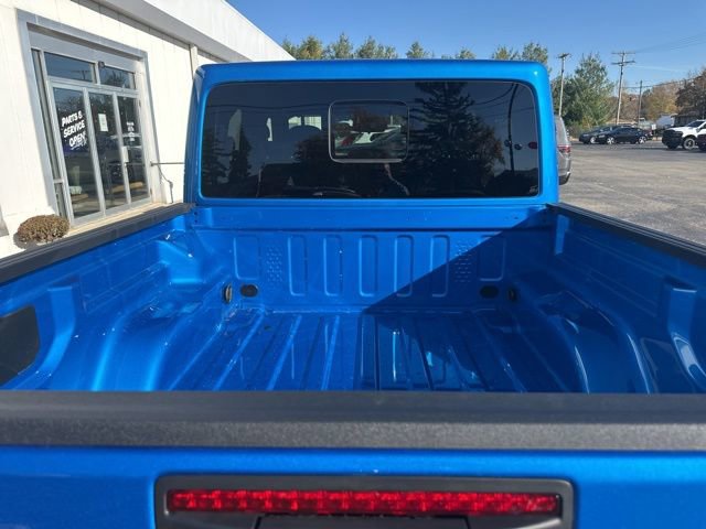 New 2026 Jeep Gladiator Sport AWD/4WD image 9