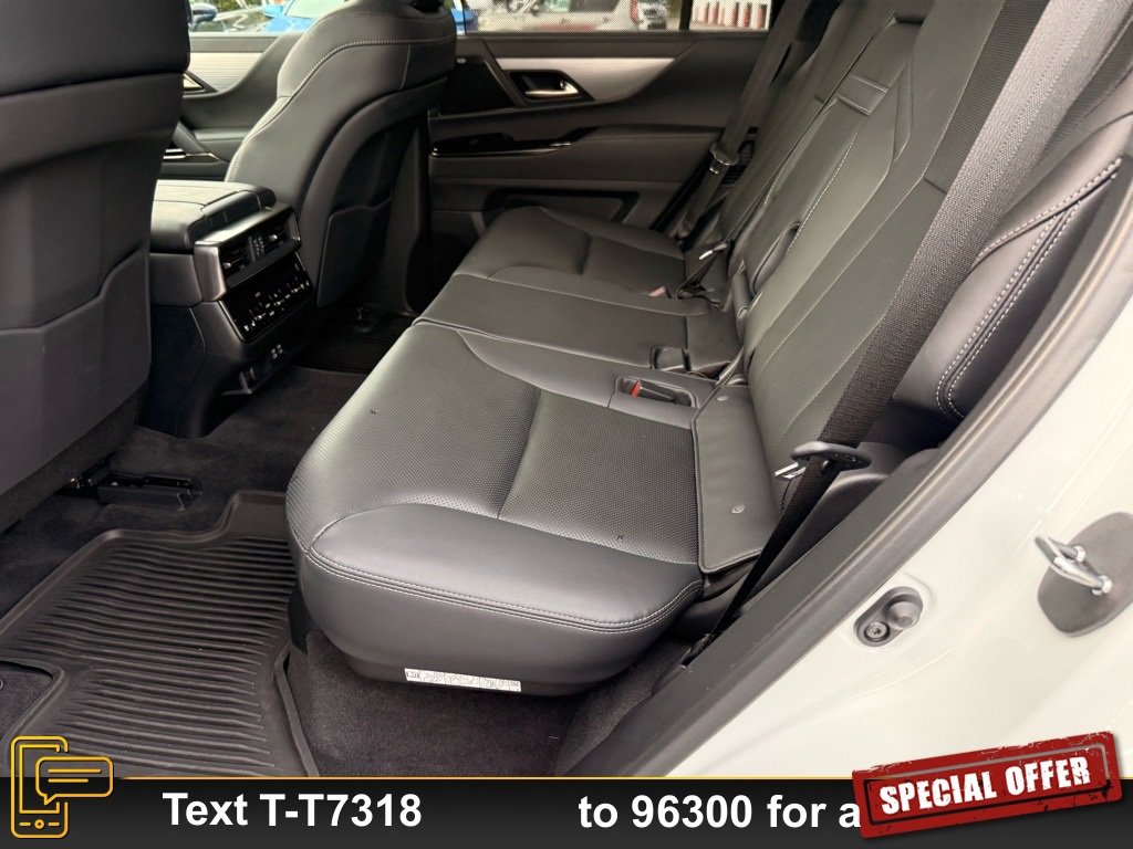 Used 2023 Lexus LX 600 F Sport image 15