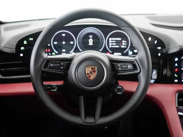 Used 2025 Porsche Taycan 4S AWD/4WD image 13