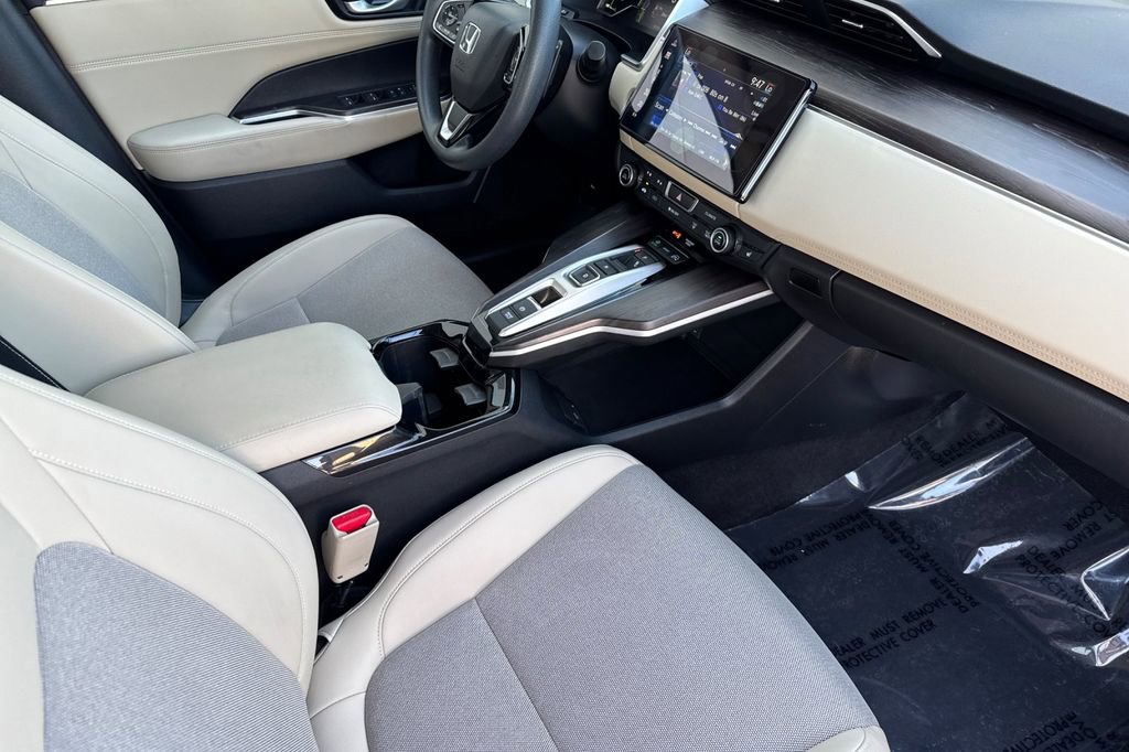 Certified 2020 Honda Clarity Plug-In Hybrid image 18