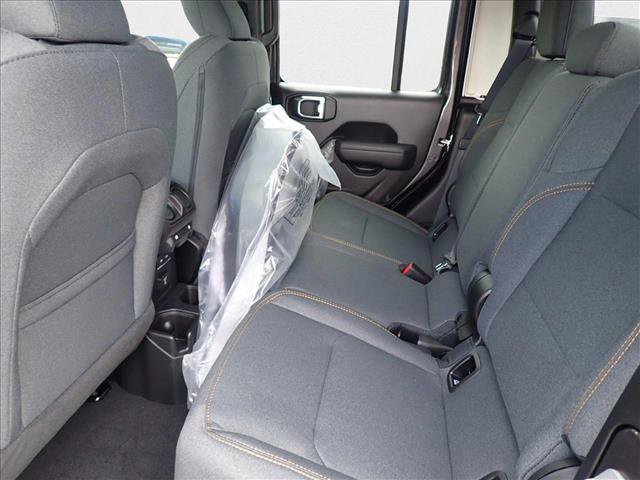 New 2025 Jeep Gladiator Willys AWD/4WD image 9