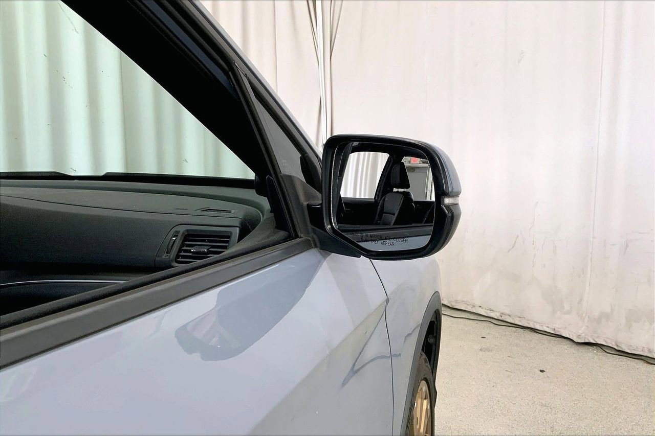 Used 2023 Honda Passport EX-L image 11