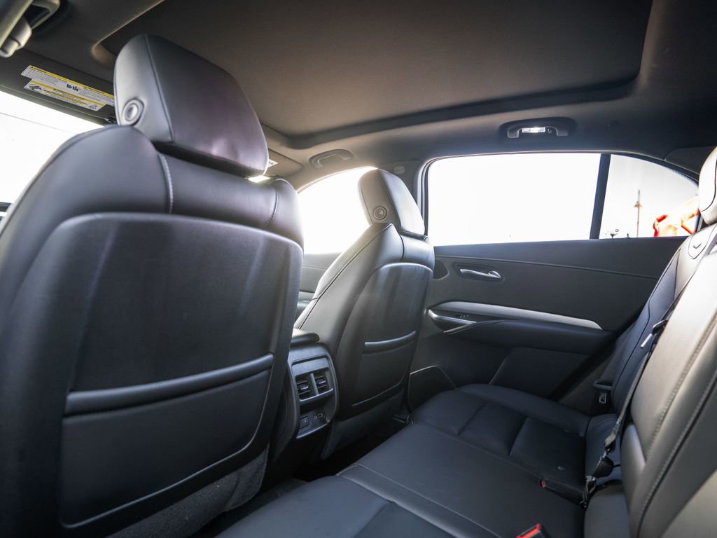 Used 2021 Cadillac XT4 Premium Luxury w/ Cold Weather Package image 16