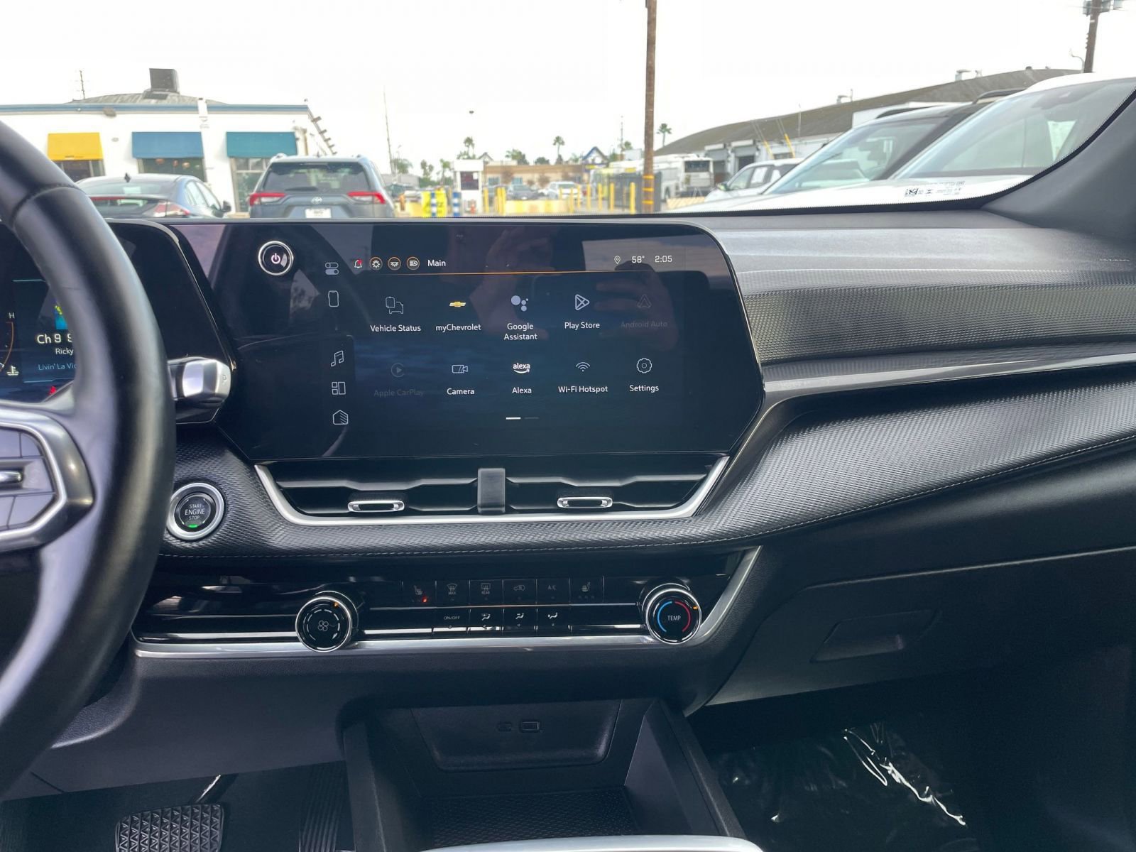 Used 2025 Chevrolet Equinox LT image 18