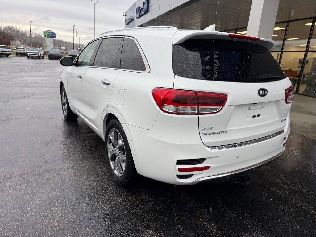 Used 2016 Kia Sorento SX image 7