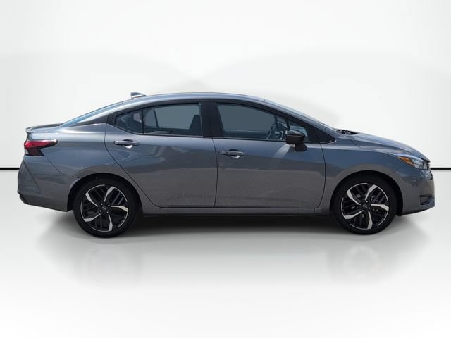 Used 2024 Nissan Versa SR FWD image 6