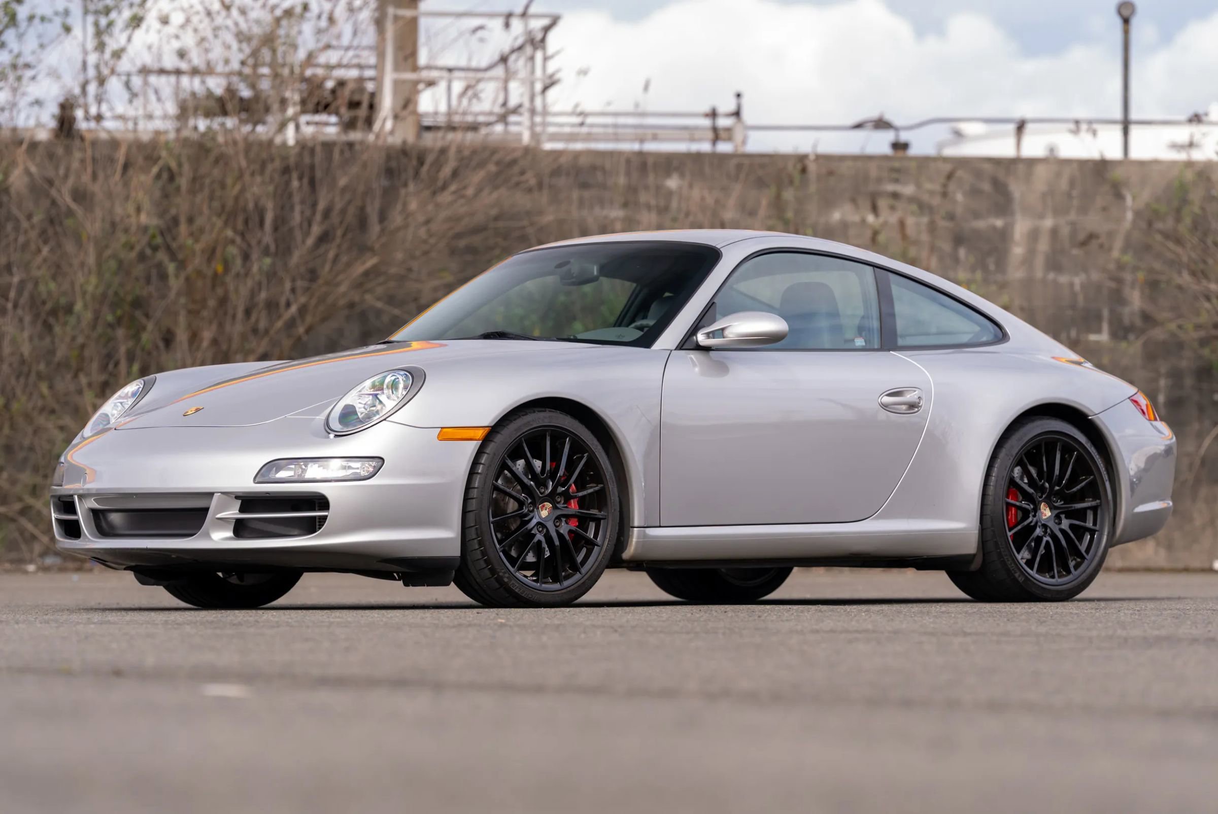 Used 2005 Porsche 911 Carrera S image 87