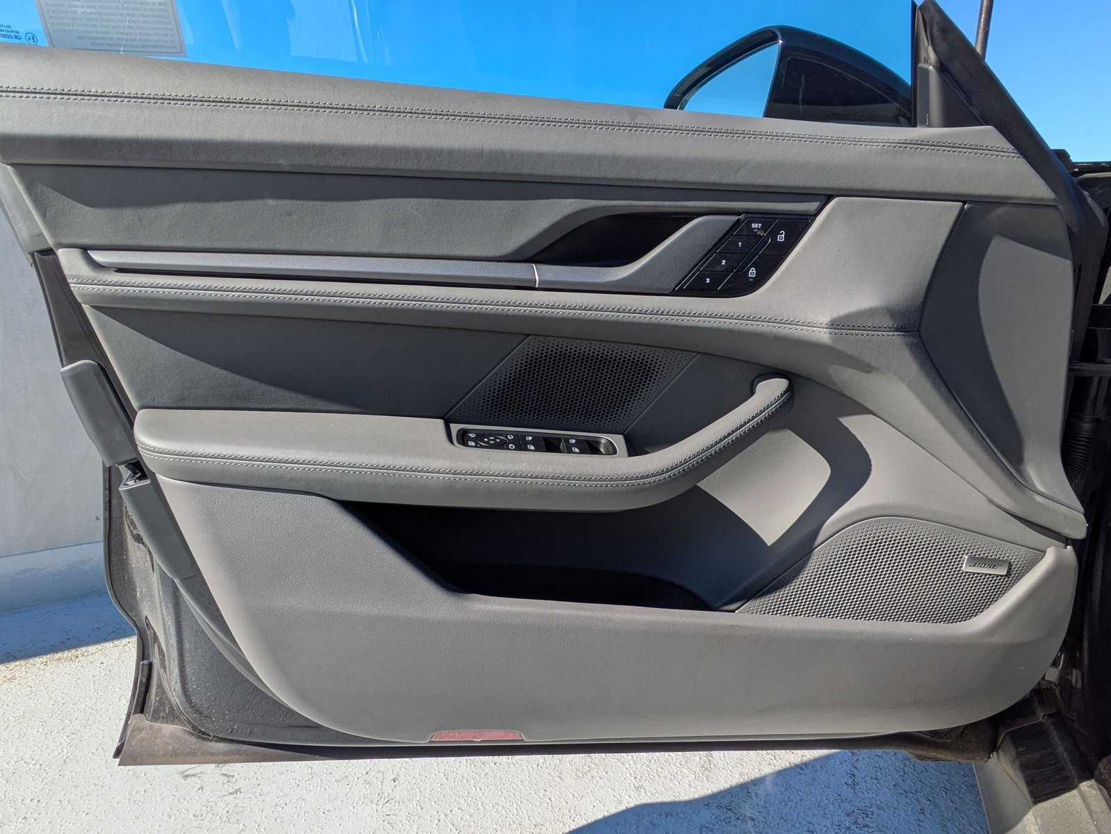 New 2025 Porsche Taycan image 13