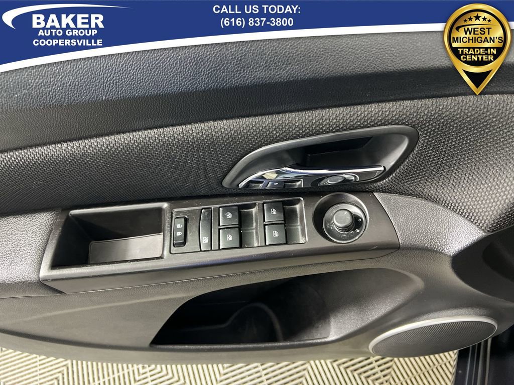 Used 2015 Chevrolet Cruze LT w/ Sun And Sound Package image 20