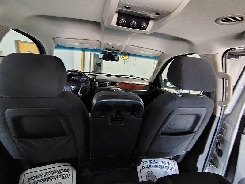 Used 2012 Chevrolet Suburban 2500 LS w/ Convenience Package 1 AWD/4WD image 19