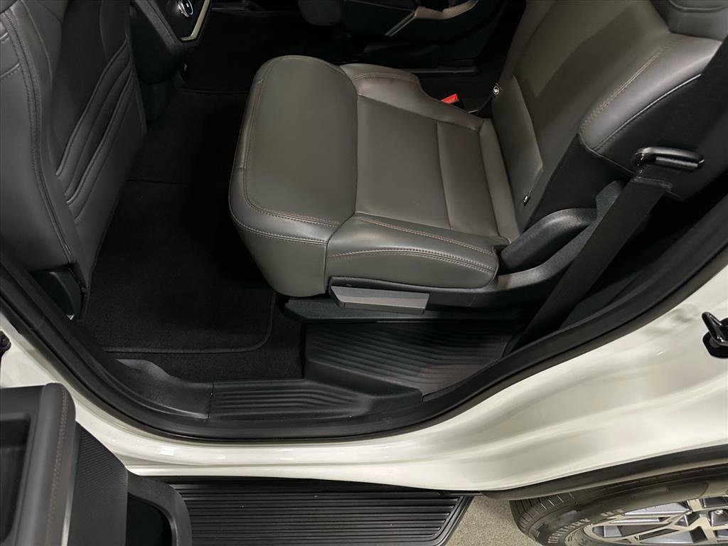 Certified 2025 Ford Expedition Active image 26