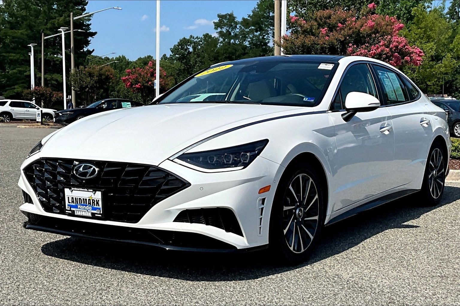 Used 2022 Hyundai Sonata Limited w/ Cargo Package FWD image 1