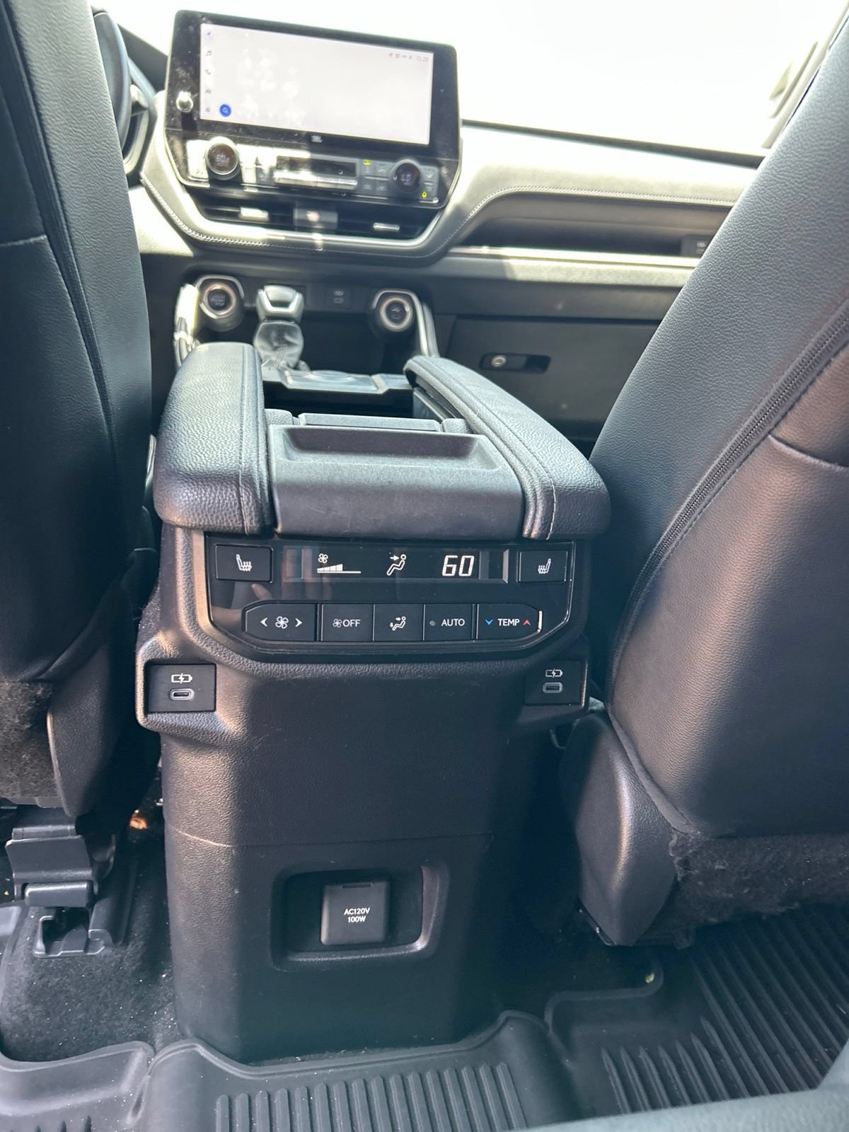 Used 2024 Toyota Grand Highlander FWD image 13