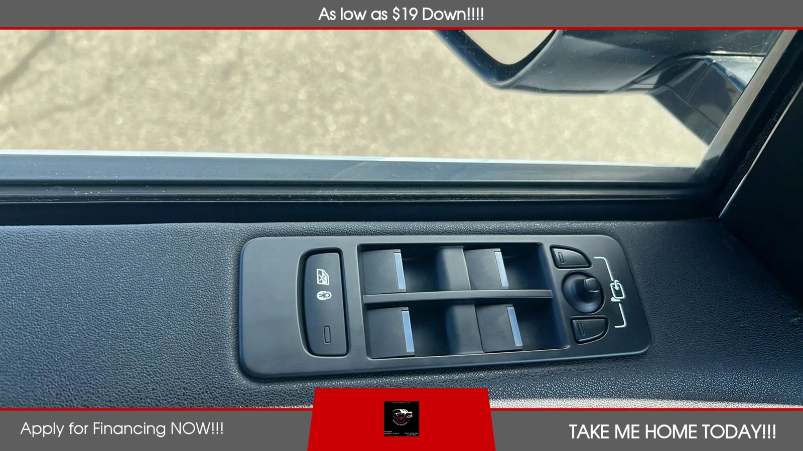 Used 2016 Land Rover Discovery Sport SE image 19