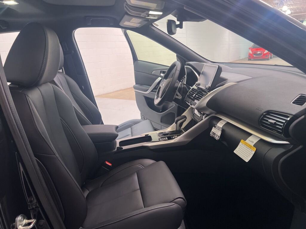 New 2026 Mitsubishi Eclipse Cross Black Edition image 14