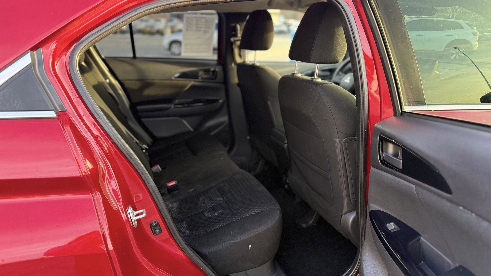 Used 2023 Mitsubishi Eclipse Cross LE image 27