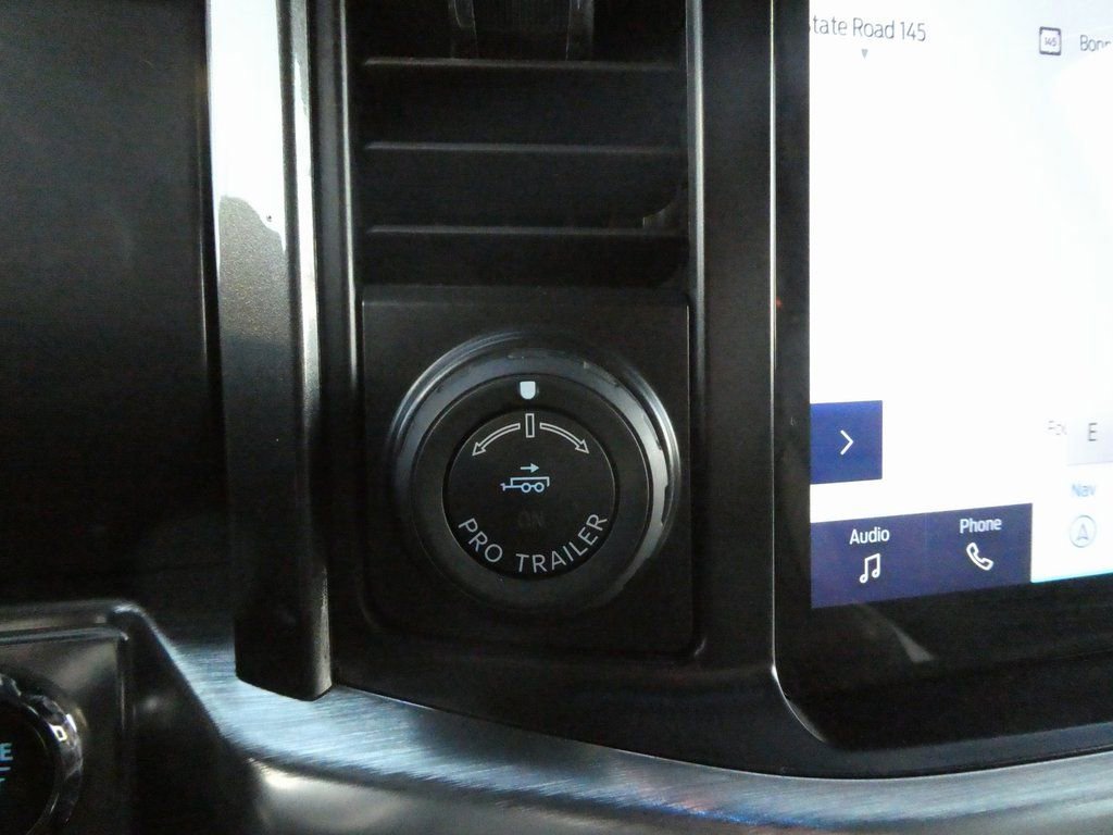 Used 2021 Ford F150 Lariat w/ Equipment Group 502A High AWD/4WD image 19